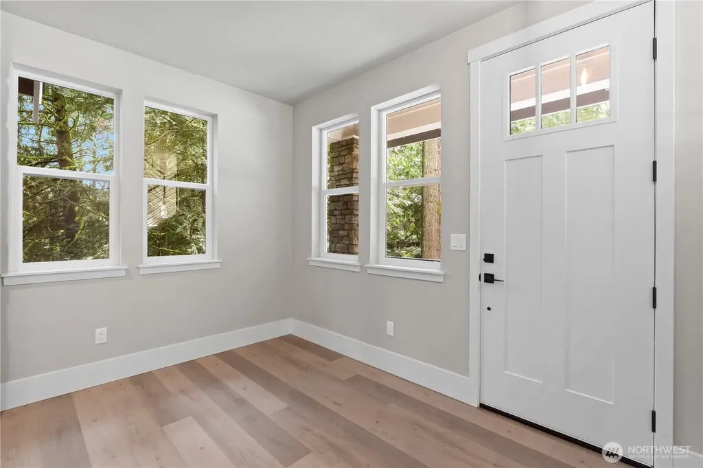 15 Gray Birch Lane Bellingham WA 98229