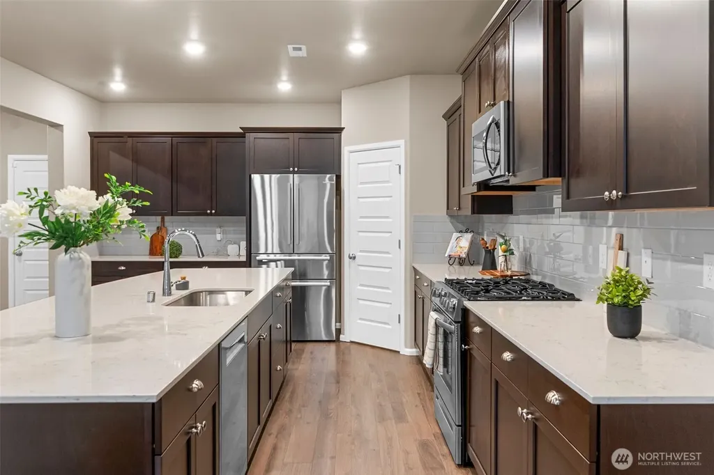 3853 80th Avenue NE Marysville WA 98270
