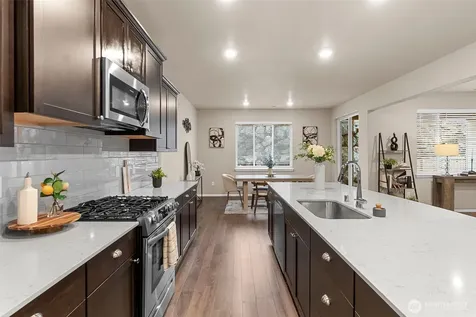 3853 80th Avenue NE Marysville WA 98270