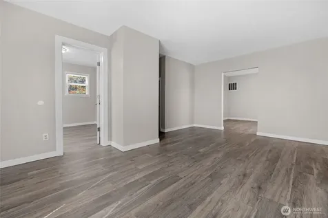 1925 Lombard Everett WA 98201