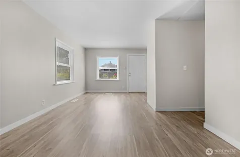 1925 Lombard Everett WA 98201