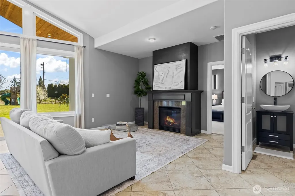 10111 252nd Street E Graham WA 98338