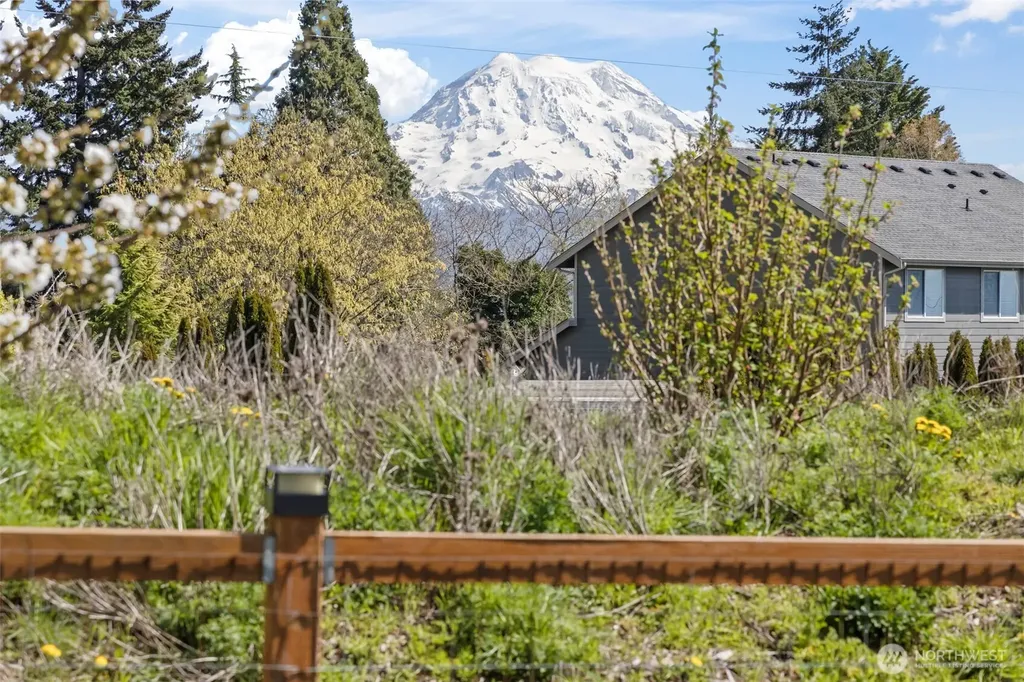 10111 252nd Street E Graham WA 98338
