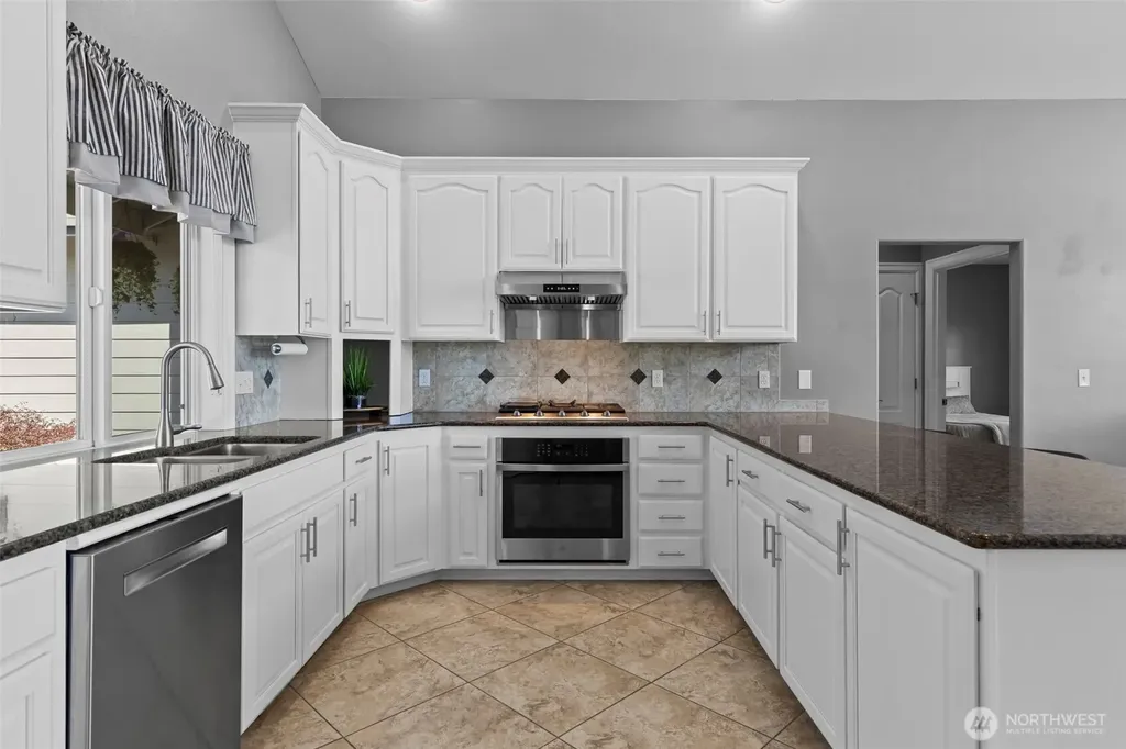 10111 252nd Street E Graham WA 98338