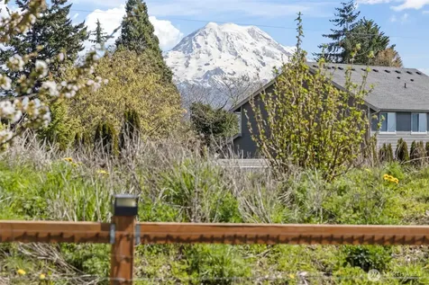 10111 252nd Street E Graham WA 98338