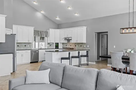10111 252nd Street E Graham WA 98338