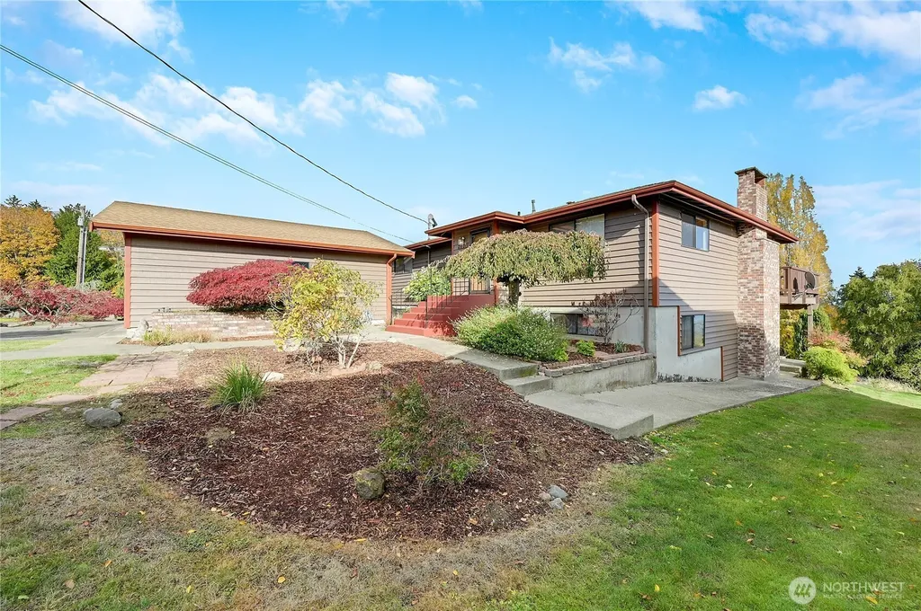 2601 2nd Avenue E Port Orchard WA 98366