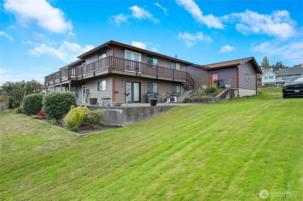 2601 2nd Avenue E Port Orchard WA 98366