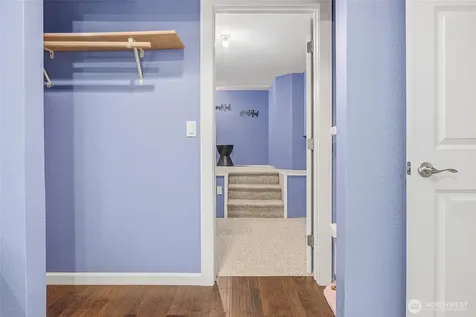 9165 45th Avenue SW Seattle WA 98136