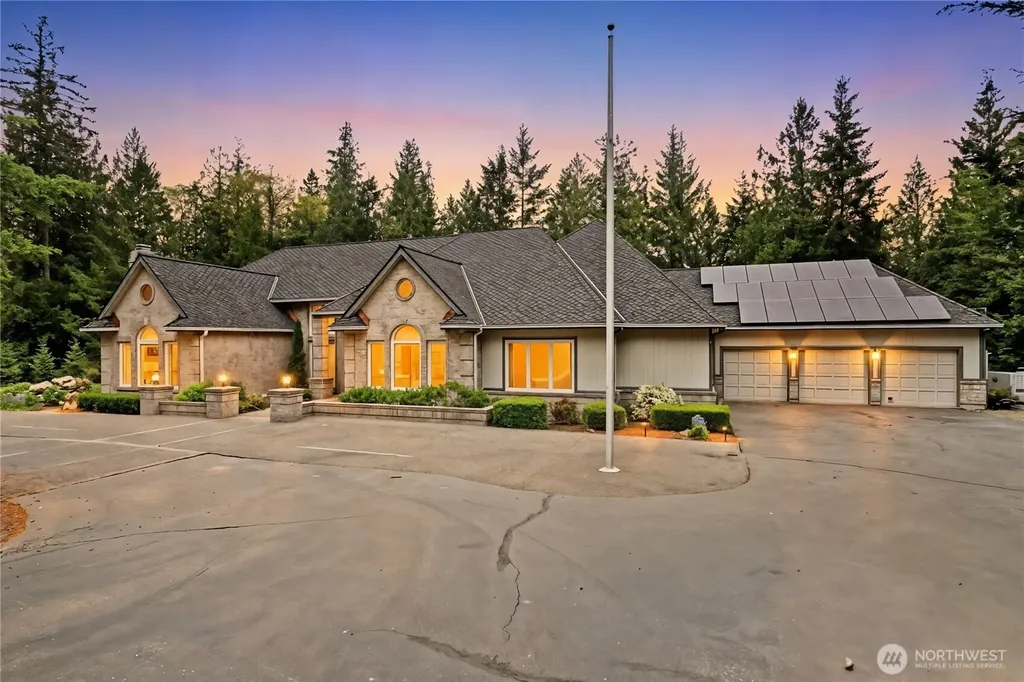 28726 SE 43rd Place Fall City WA 98024