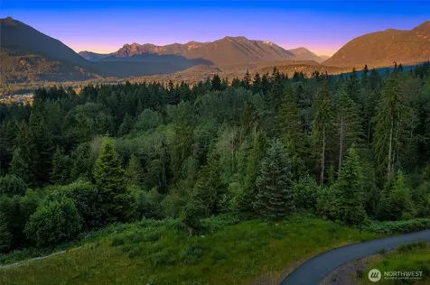13945 409th Avenue SE North Bend WA 98045