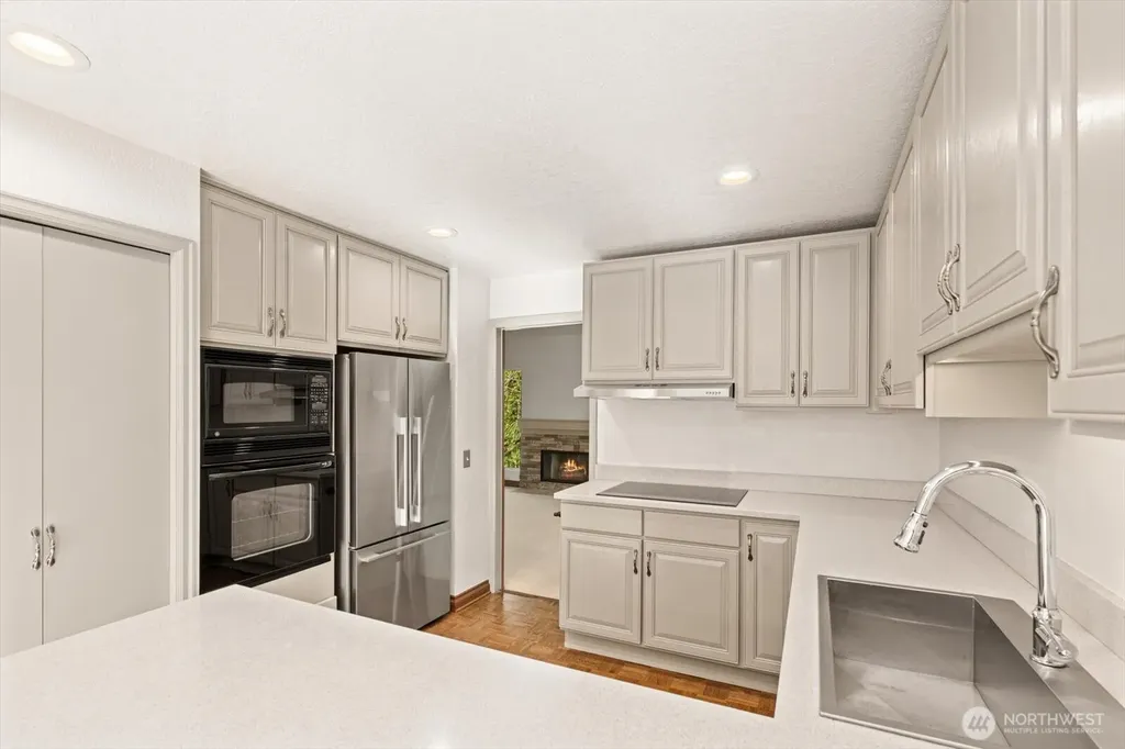 2944 Kennewick Place NE Renton WA 98156