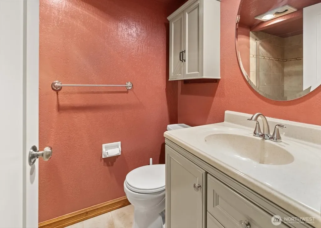 2944 Kennewick Place NE Renton WA 98156