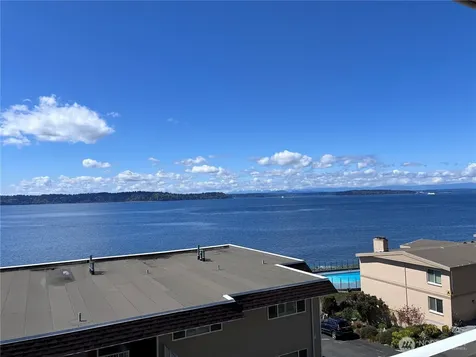 10203 47th Avenue SW Seattle WA 98146