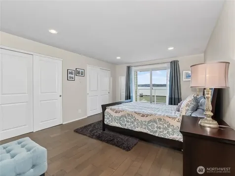 10203 47th Avenue SW Seattle WA 98146