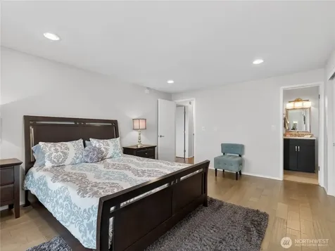 10203 47th Avenue SW Seattle WA 98146