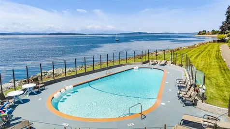 10203 47th Avenue SW Seattle WA 98146