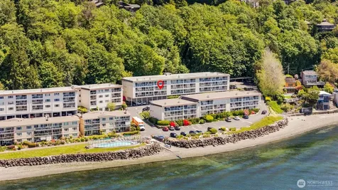 10203 47th Avenue SW Seattle WA 98146