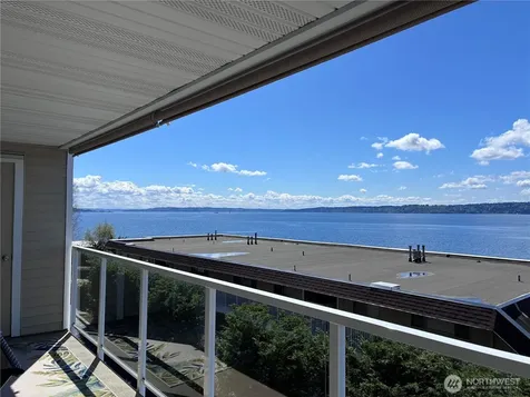 10203 47th Avenue SW Seattle WA 98146