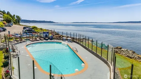 10203 47th Avenue SW Seattle WA 98146