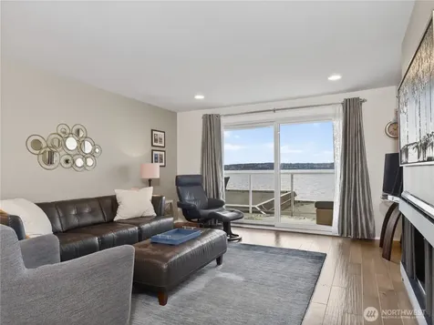 10203 47th Avenue SW Seattle WA 98146