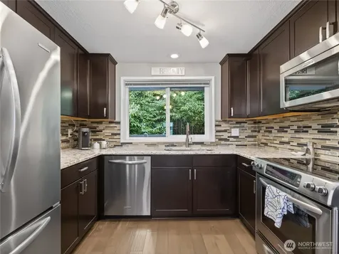 10203 47th Avenue SW Seattle WA 98146