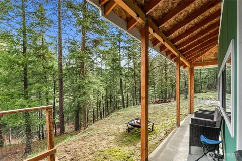 695 Sand Creek Road Cashmere WA 98815
