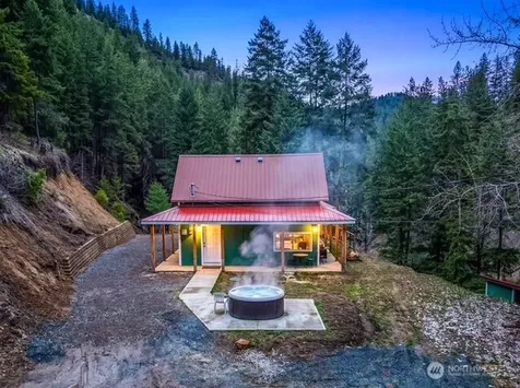 695 Sand Creek Road Cashmere WA 98815