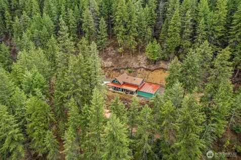 695 Sand Creek Road Cashmere WA 98815
