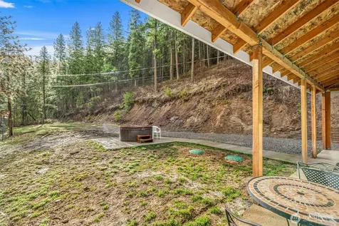 695 Sand Creek Road Cashmere WA 98815