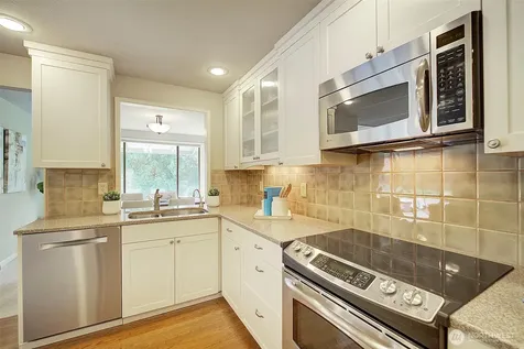 243 140th Avenue NE Bellevue WA 98005
