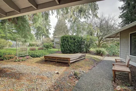243 140th Avenue NE Bellevue WA 98005