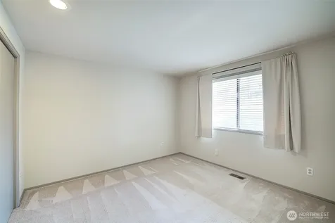 243 140th Avenue NE Bellevue WA 98005