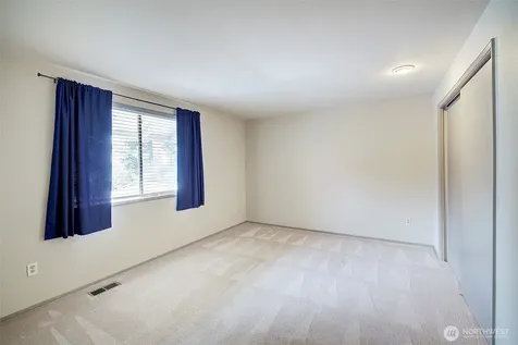 243 140th Avenue NE Bellevue WA 98005