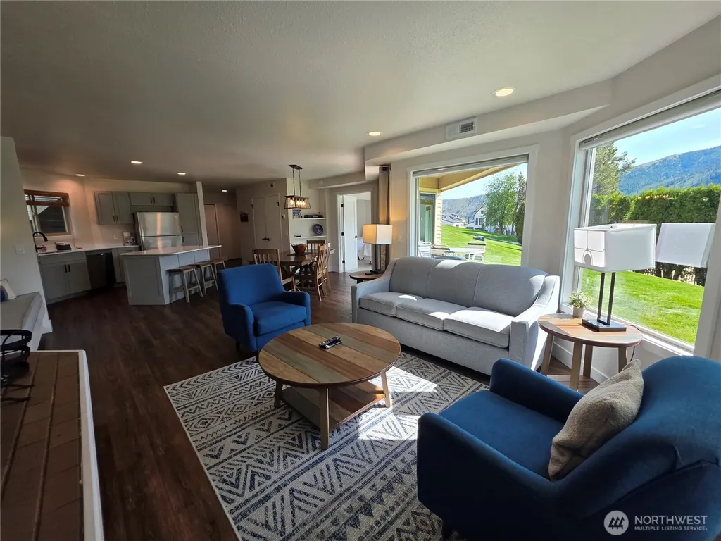 1 Lodge 606-q Manson WA 98831