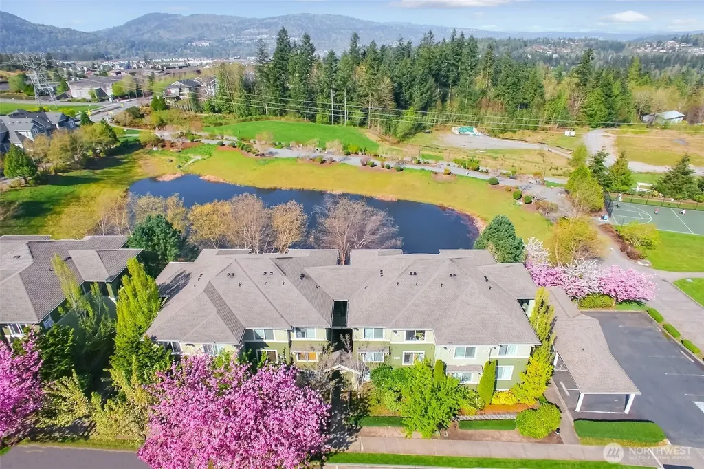 1957 23rd Place NE Issaquah WA 98027