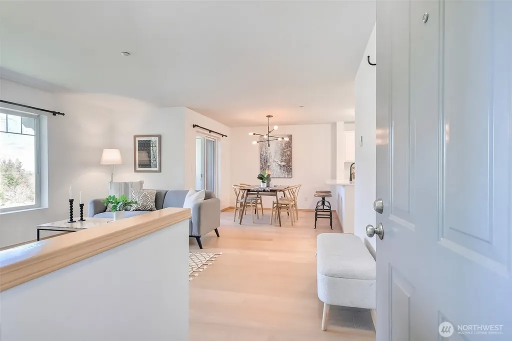 1957 23rd Place NE Issaquah WA 98027