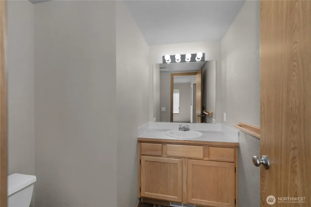 8014 Bedford Lane SE Tumwater WA 98501
