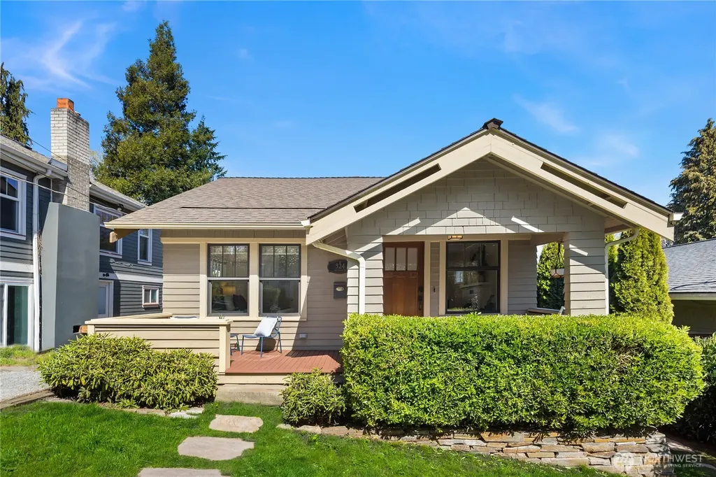 324 NE 54th Street Seattle WA 98105