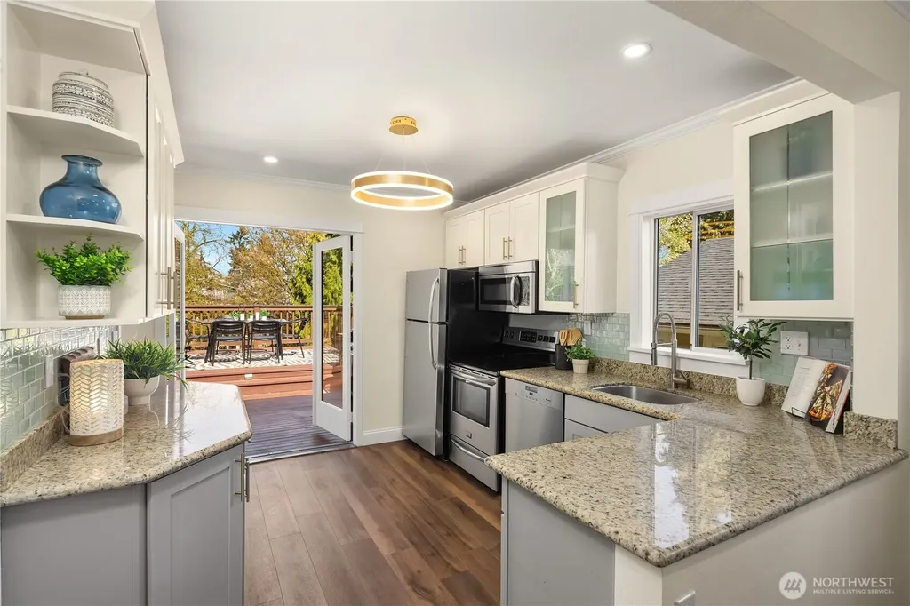 324 NE 54th Street Seattle WA 98105