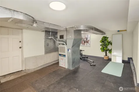 324 NE 54th Street Seattle WA 98105