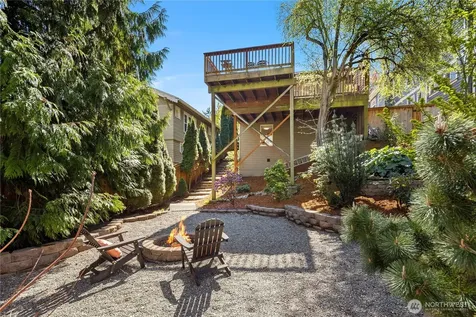 324 NE 54th Street Seattle WA 98105