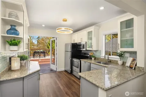 324 NE 54th Street Seattle WA 98105