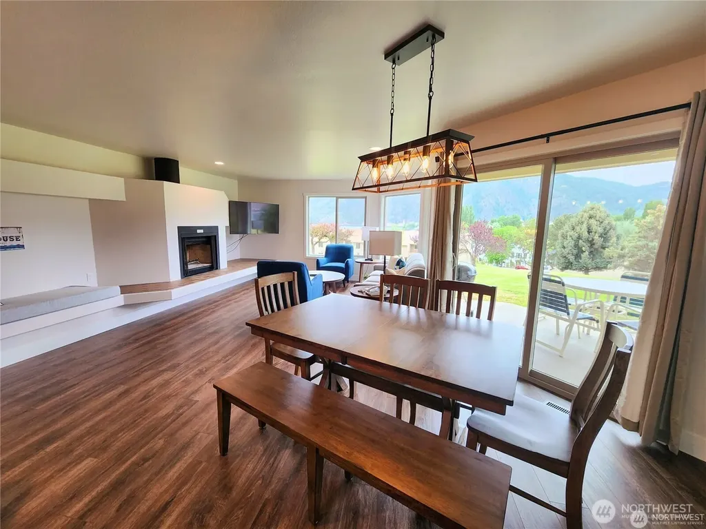 1 Lodge 614-q Manson WA 98831