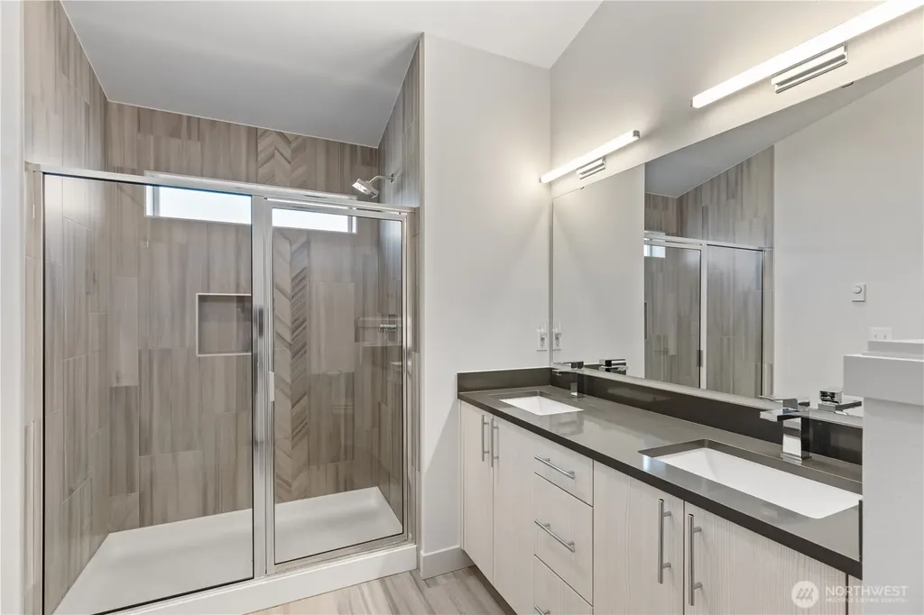 17905 35th Avenue SE Bothell WA 98012