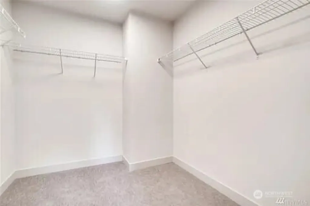17905 35th Avenue SE Bothell WA 98012