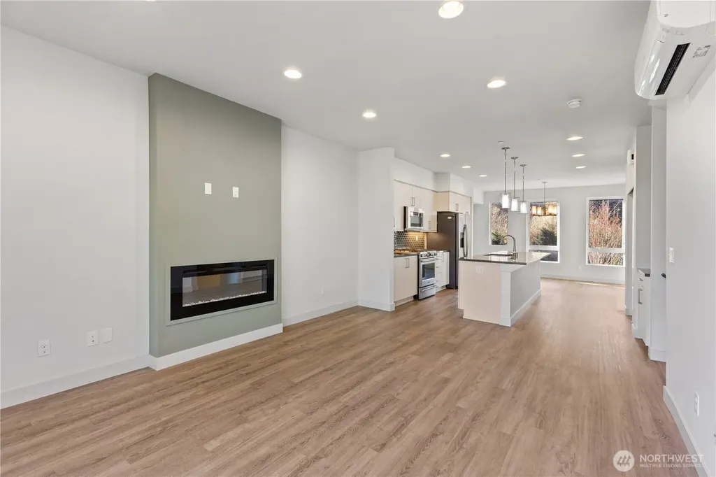 17905 35th Avenue SE Bothell WA 98012