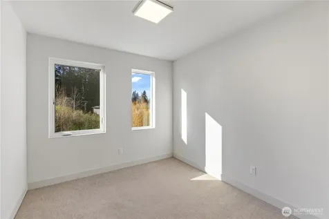 17905 35th Avenue SE Bothell WA 98012