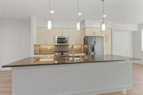 17905 35th Avenue SE Bothell WA 98012