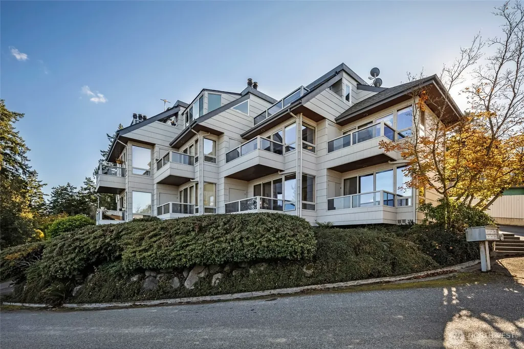 625 Harrison Street Friday Harbor WA 98250